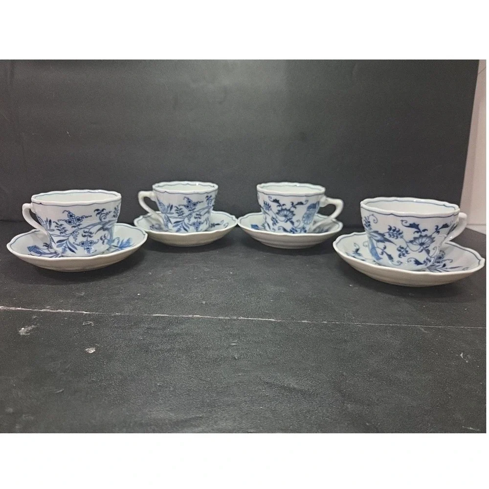 Blue Danube Onion Tea Cups & Saucers, Set of 4, Original Ribbon Banner Backstamp